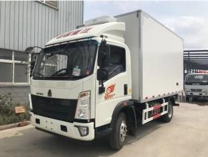 China HOWO 4x2 Refrigerated Van Truck / Seafood 5 Ton Loading Truck wholesale