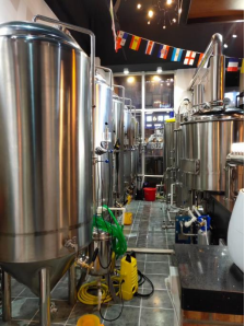 Revolutionize Your Brewing Process with the 200 KG Homebrewery 200L Conical Fermenter