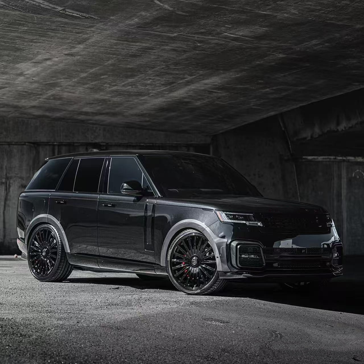 2022 New Range Rover Body Kit BS Style Front Lip Splitter Bumper Diffuser