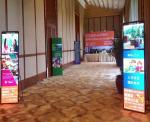Free Standing Kiosk Poster Advertising Player Indoor LED Digital Signage