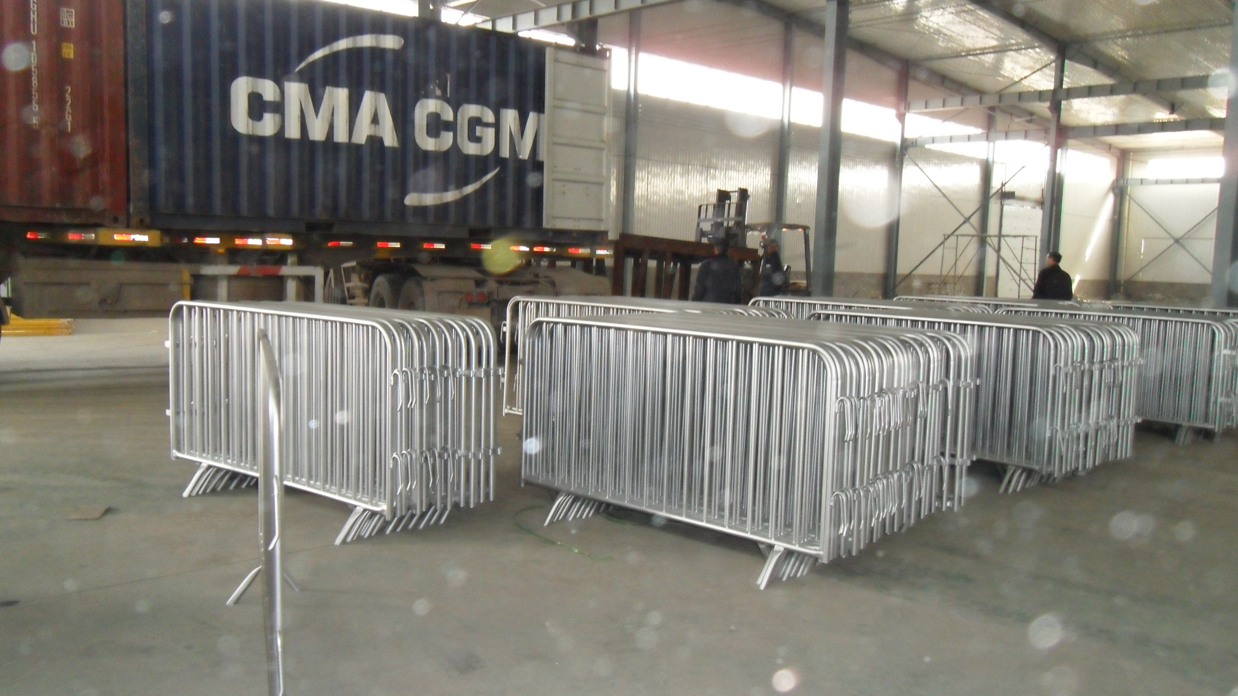 y crowd control barrier fence with removable feet, portable fence for construction and crowd control solutions