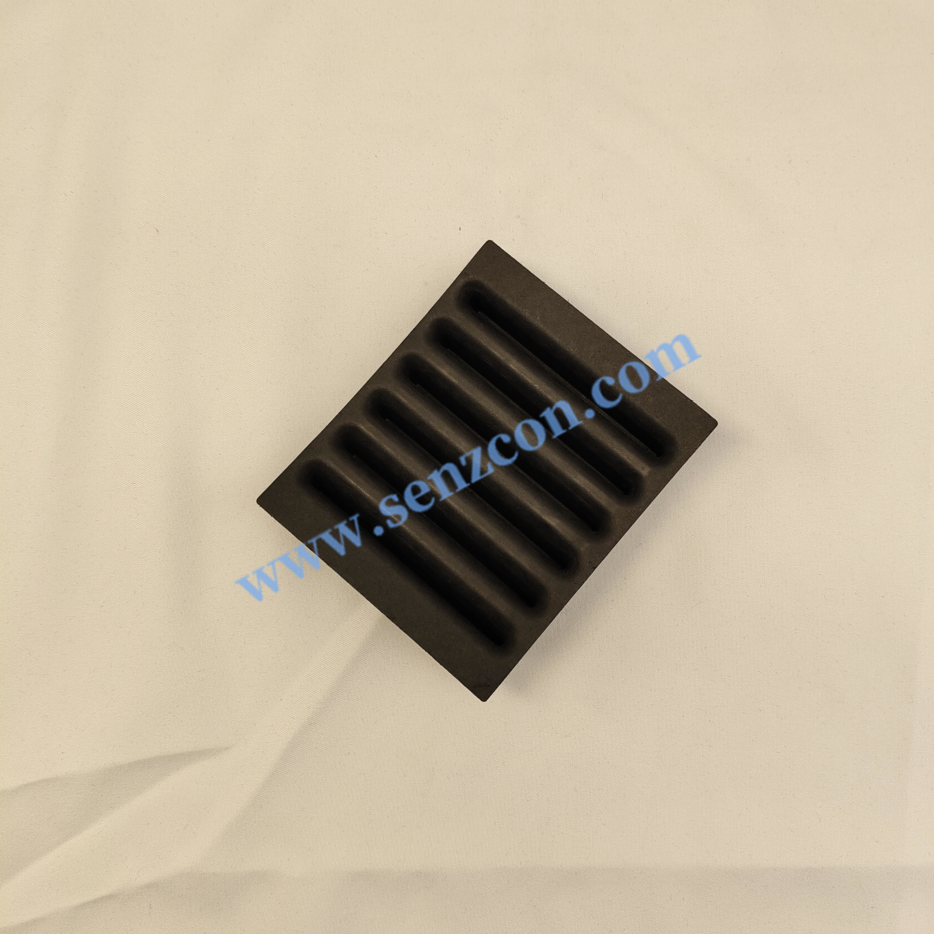 The factory customizes black pulp molding bases for high-quality essence liquids. The precise concave and convex grooves ensure that the essence