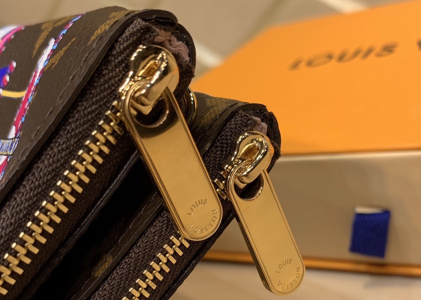 M63905 Silk-Screen Pochette Double Zip Luxury Chain Bag Genunie Leather And Carvas Luxury Chain Bag Small Cross-Body Bag