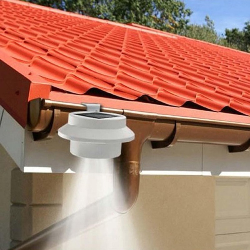 Waterproof Solar LED Gutter Lights with 120° Beam Angle and 50000 Hours Lifespan