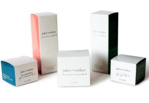 China 100x100x30mm FSC Cosmetic Packaging Boxes Luxury Custom Paper CMYK wholesale