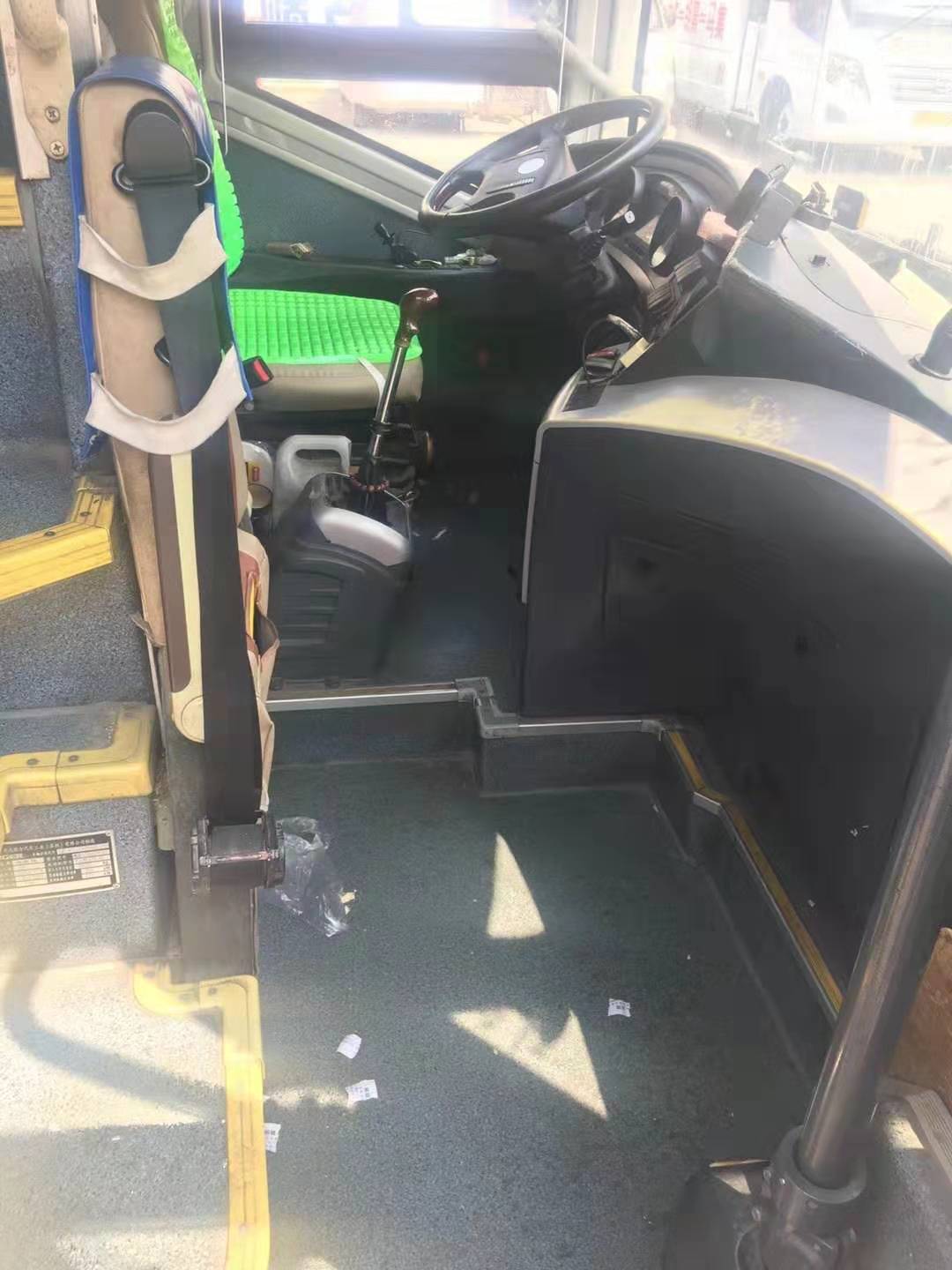 59 Seats 2015 Year Used Coach Bus Higer Brand One And Half Decker 3795mm Bus Height