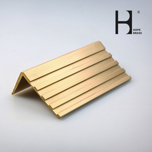 OEM Slip Resistant C38500 Antique Brass Stair Nosing For Home Floor Edge