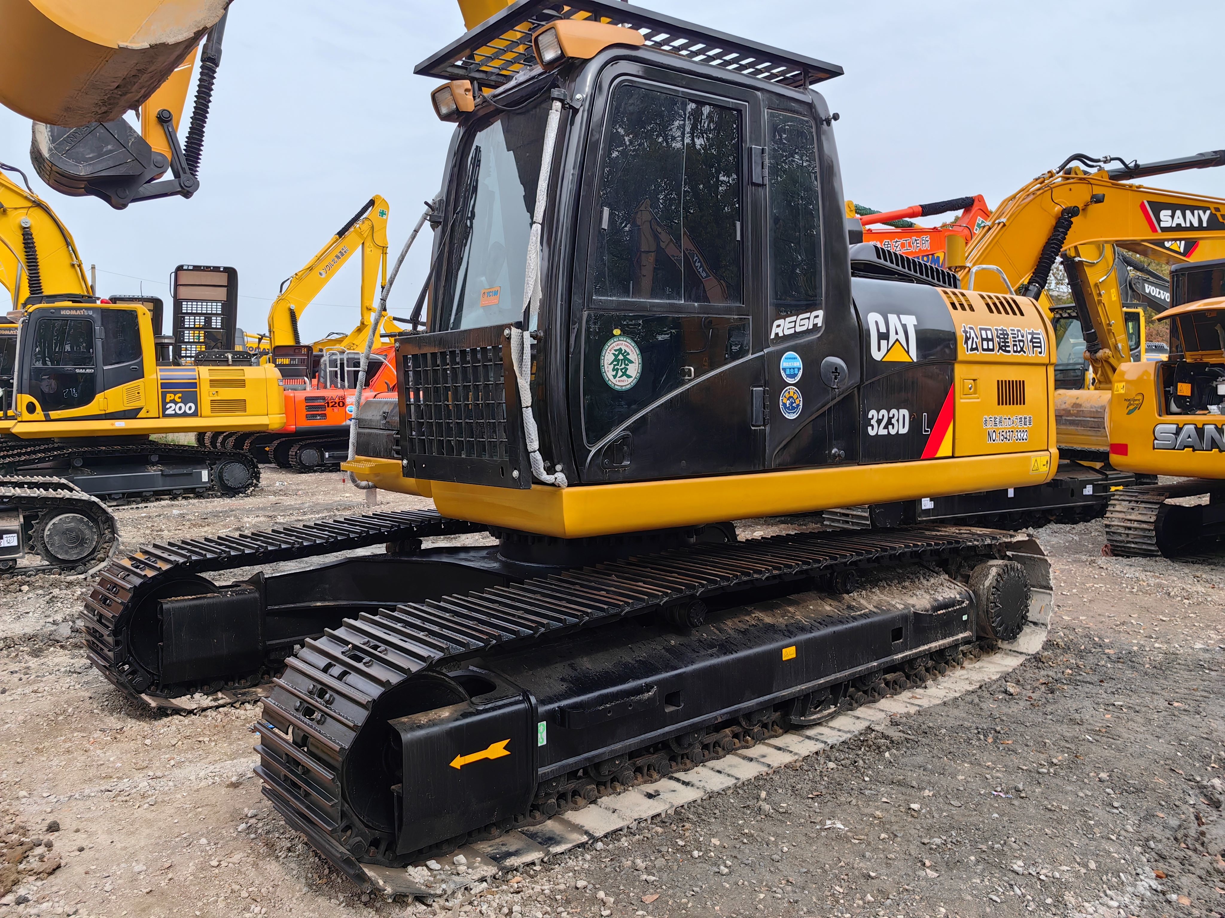 Second hand Construction Machinery CAT323DL CAT323 323D crawler excavator high quality in low price building digger on sale