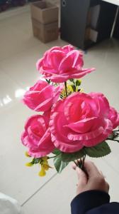 China Durable Artificial Flowers Red Rose Flowers for Home Decoration Long-lasting and Beautiful wholesale