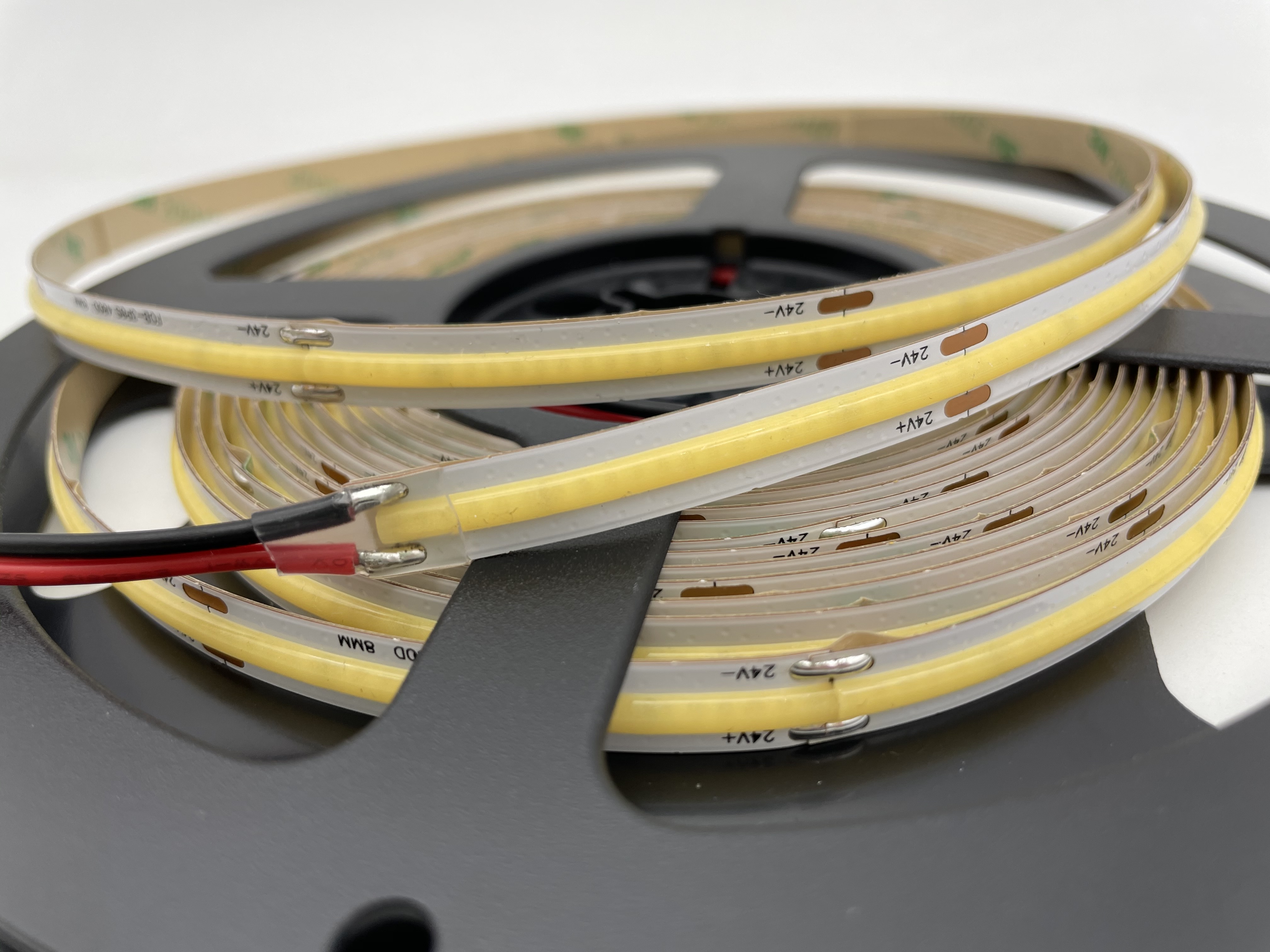 5M IP68 Motion Sensor LED Strip 9W/M Sticky LED Strip Motion Activated