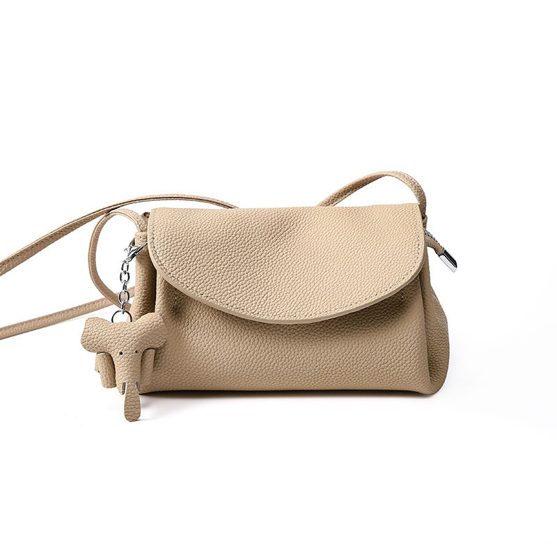 Elevate Your Look with this Head Layer Soft Cowhide One-Shoulder Crossbody Bag