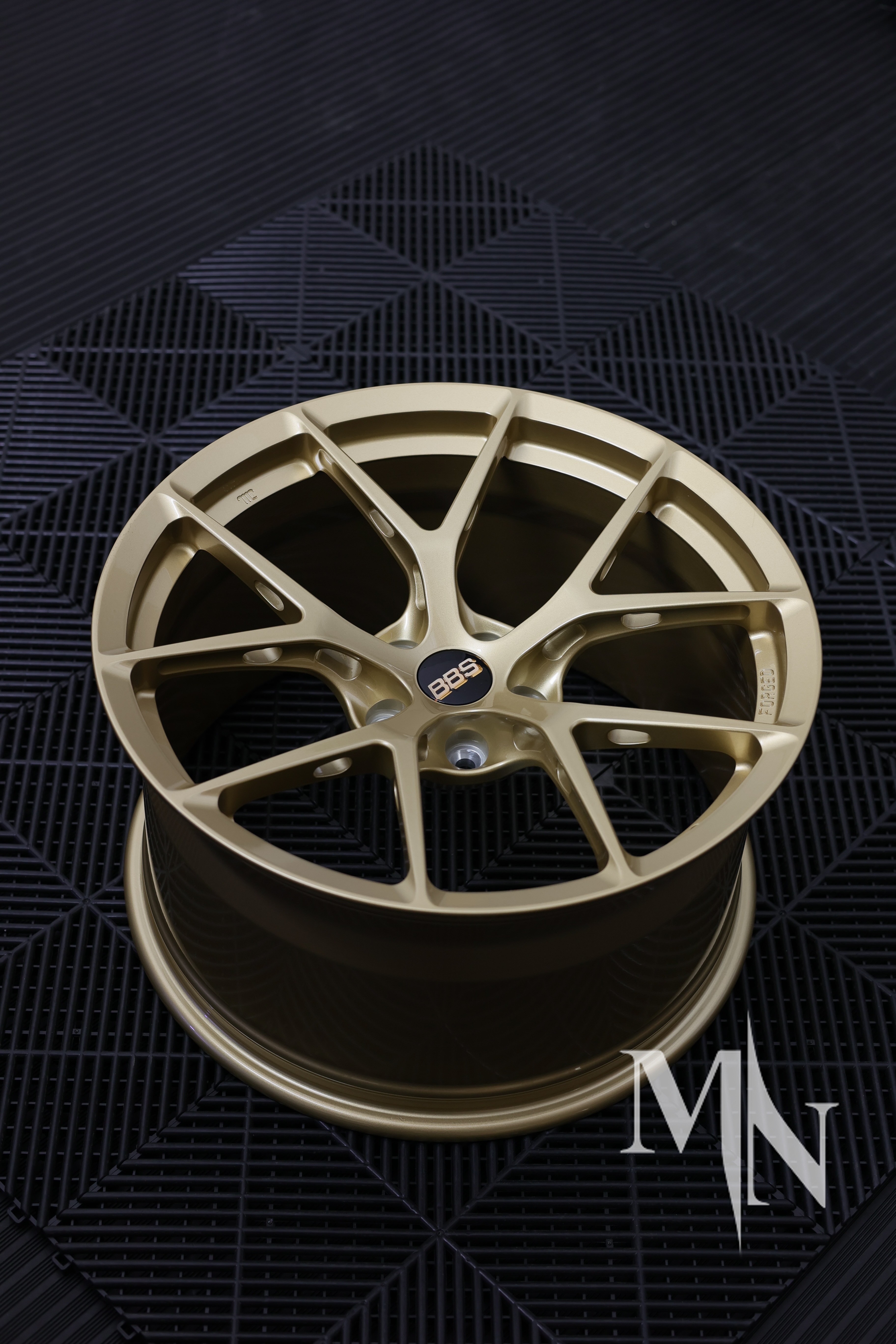 BBS FI R Custom Forged Gold Wheels Rims For Audi R8 Available