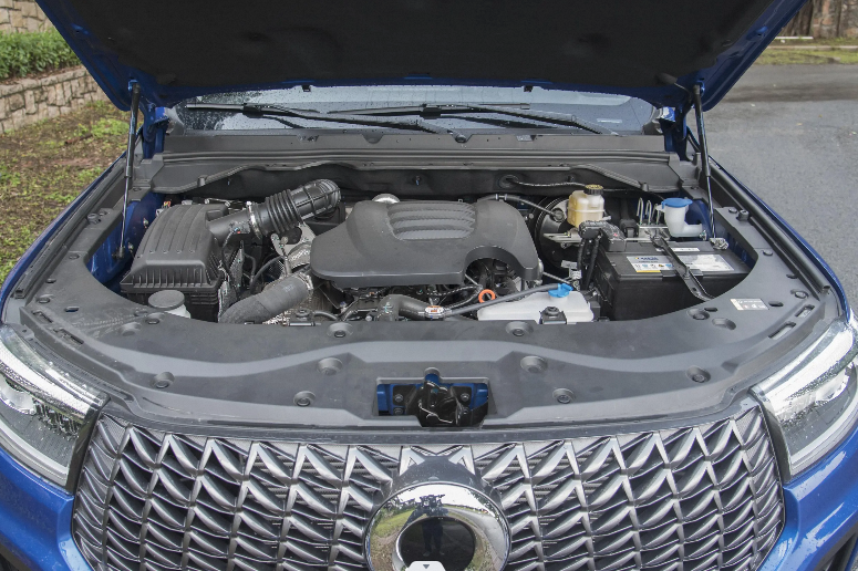 Great Wall Changcheng Pao 4wd Diesel Pickup Truck with 2.0t Power and 4 Wheels Drive