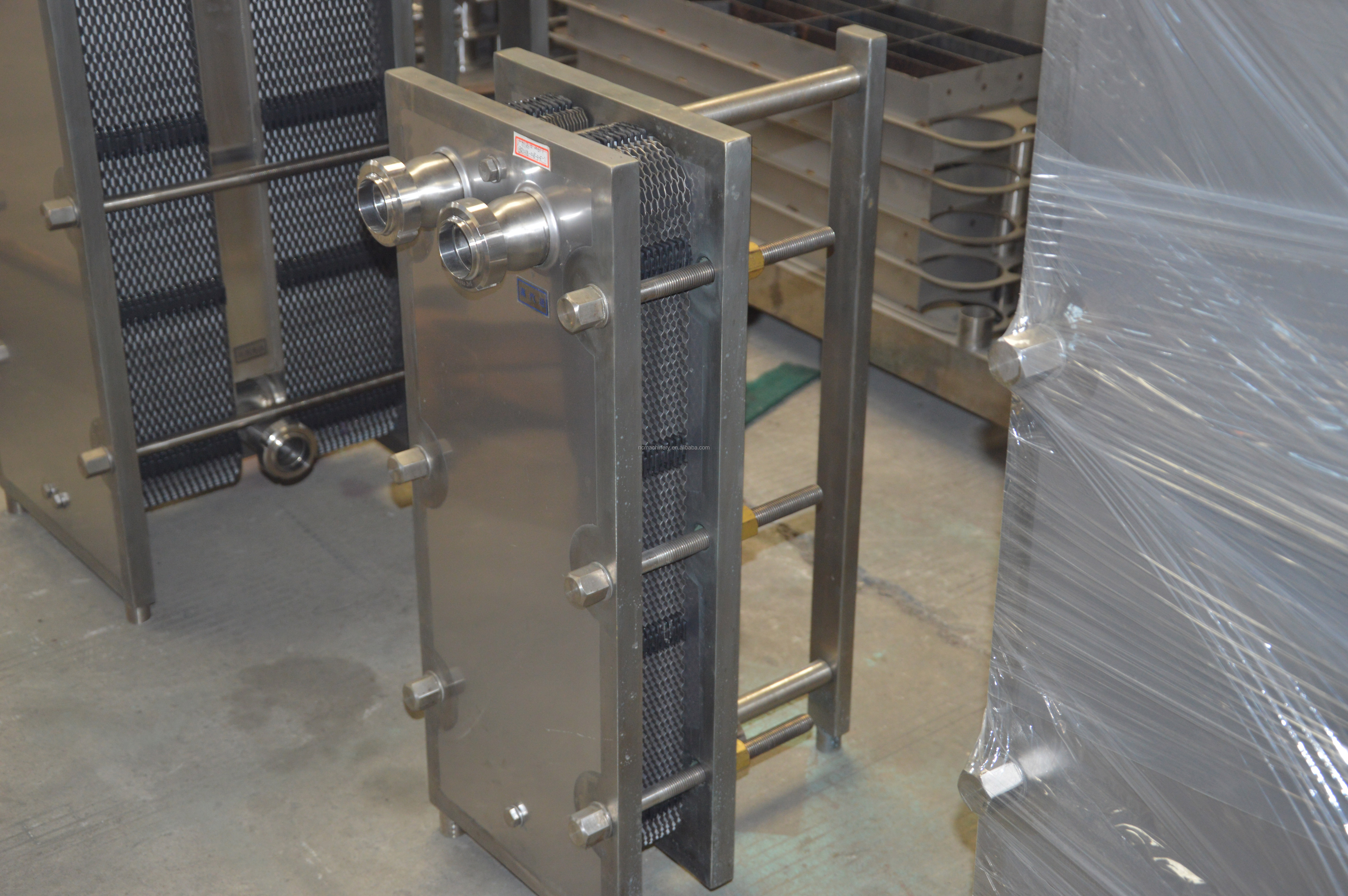 Instant 1000L/H Dairy Milk Plate Heat Exchanger with 0-350c Working Temperature Range