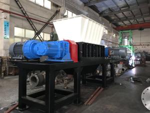 China 9CrSi Blade High Torque Double Shaft Shredder Machine wholesale
