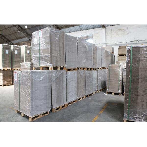 Glossy 54 64 68gsm Light Weight Coated Paper in Sheet Printing Magazine Brochures