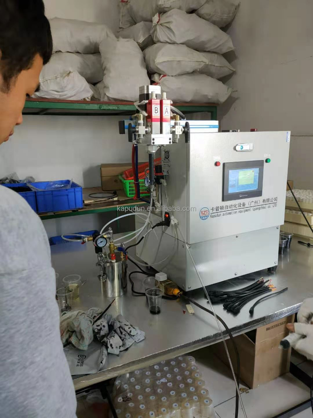 High Viscosity Glue Two Component Mixing And Dispensing Machine Condition 260KG Weight