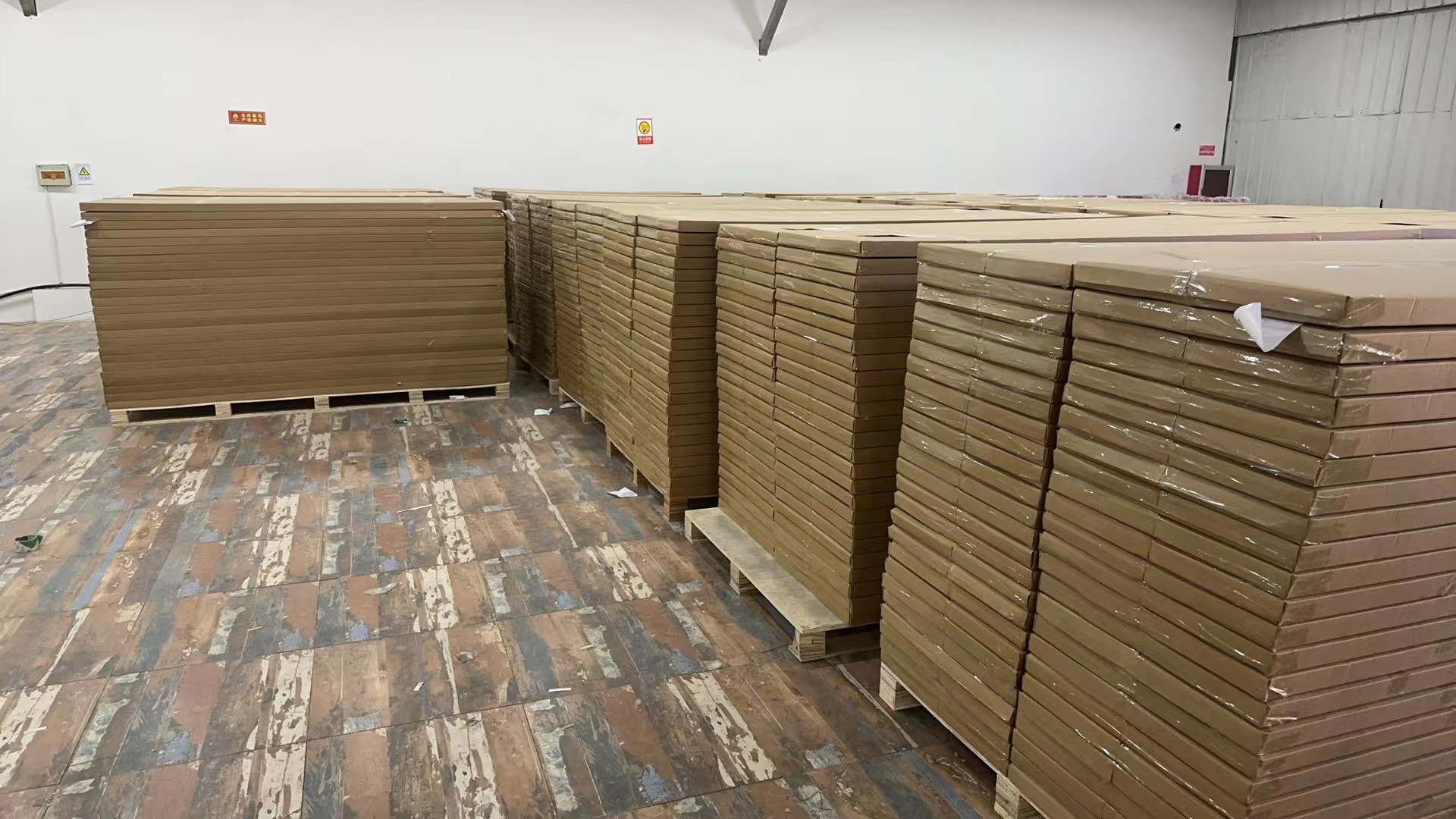 Sound Absorbing MDF Walnut Wood Slatted Acoustic Panels For Interior Decoration Wall