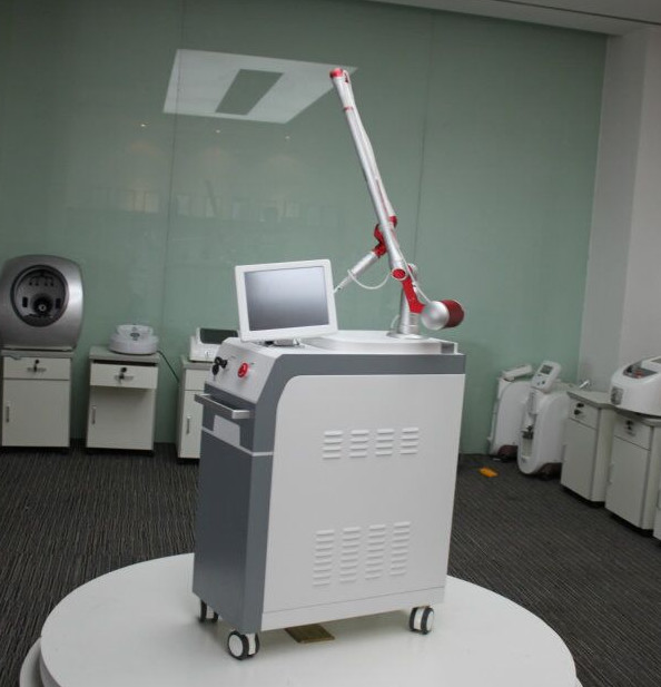 Medical CE advanced big power Laser tattoo removal/ Pigment removal beauty machine