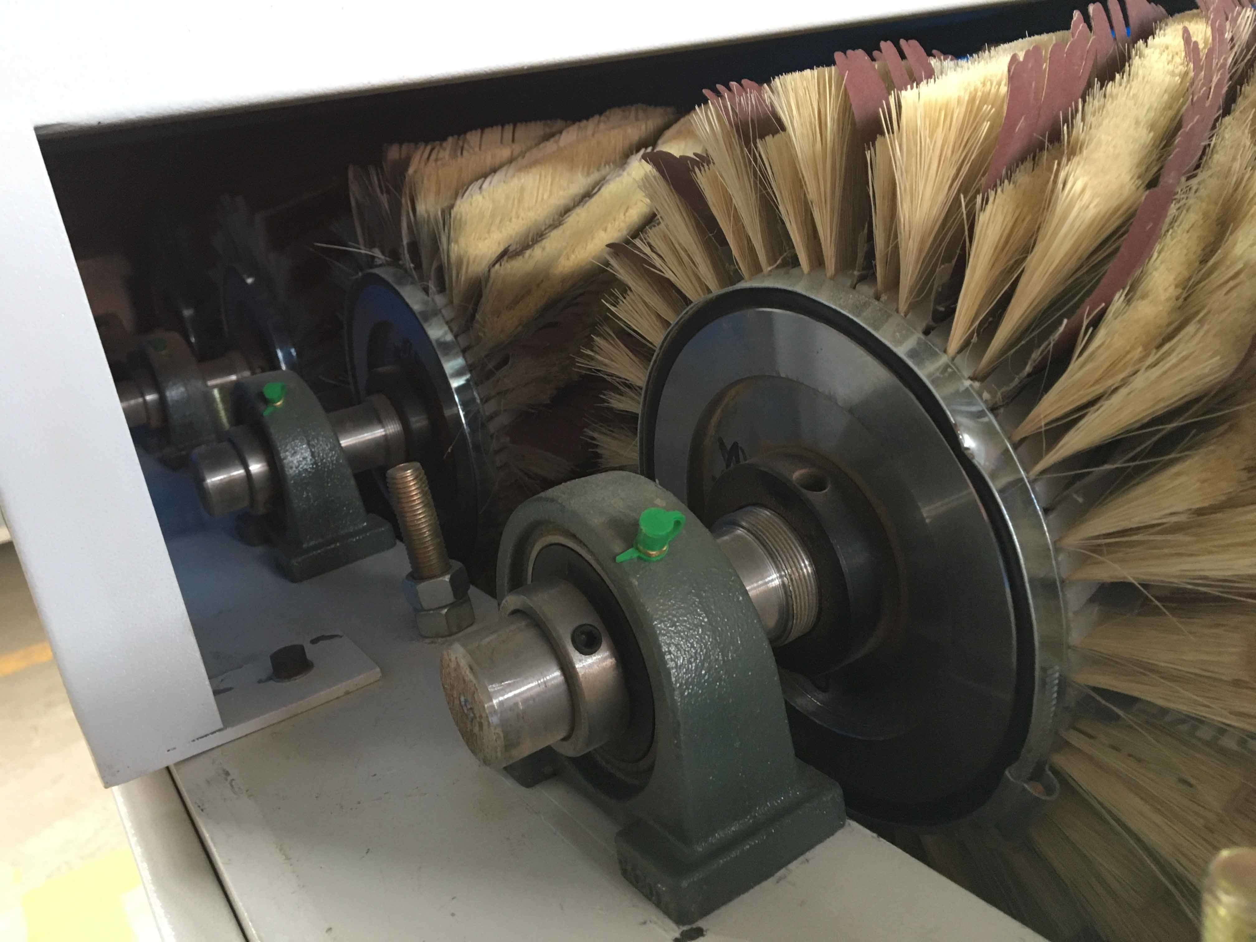 KC1000YP-4R wood sanding machine before or after paint kitchen cabinet MDF board sanding machine