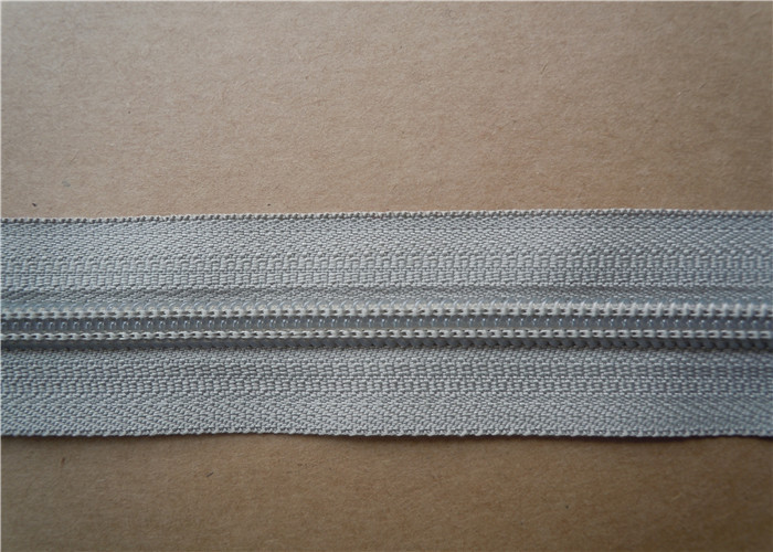 Garment Sewing Notions Zippers / 7 Inch Zippers Jacket Upholstery