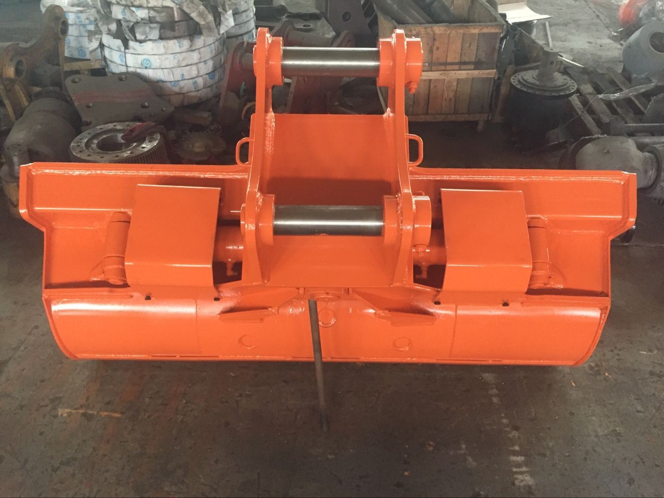 90 Degree Excavator Tilt Bucket Attachment Q355B NM400 Material Excavator long arm EC480