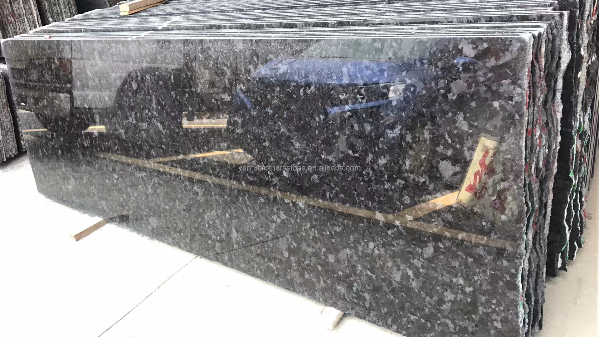 Villa Graphic Design using Natural Shangri-La Black Granite Stone from African Quarry