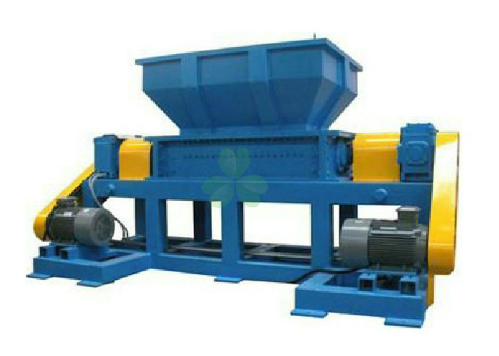 Waste Recycling Rubber Tire Shredding Machine , Tire Crushing Machine CE Certified