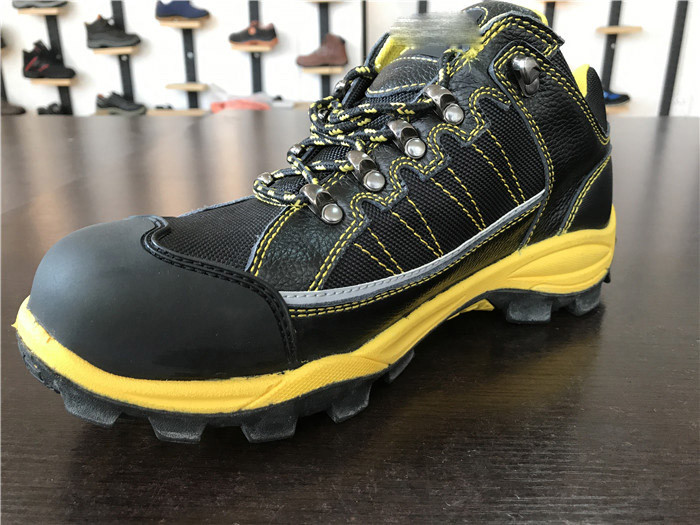 Wide Toe Steel Toe Work Boots Non Metallic Midsole Protection Boots TPU Heel Support