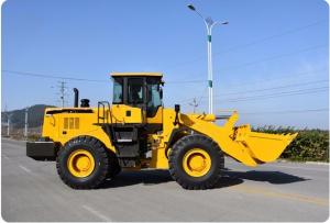 China 1600KG Capacity 4WD Mini Wheel Loader 3.2 Ton 0.4cbm Bucket Capacity wholesale