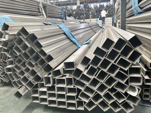 3000mm SS 316 Seamless Pipe Hot Rolled A312 Annealing Stainless Steel Square