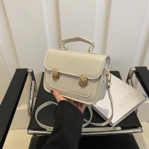China SENIOR SENSE OF RETRO SMALL BAG WOMEN 2024 NEW SUMMER FASHION FOREIGN STYLE SHOULDER BAG SMALL NICHE ALL HAND BAG SQUARE wholesale
