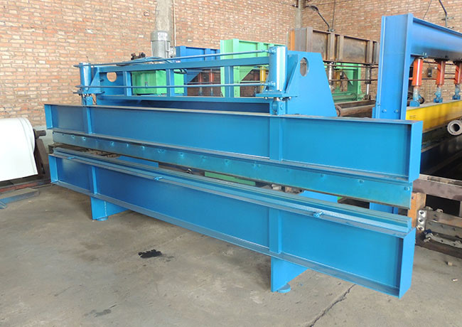 Iron / Aluminium Bending Machine , CNC Hydraulic Press Brake Speed 10-15 M/Min