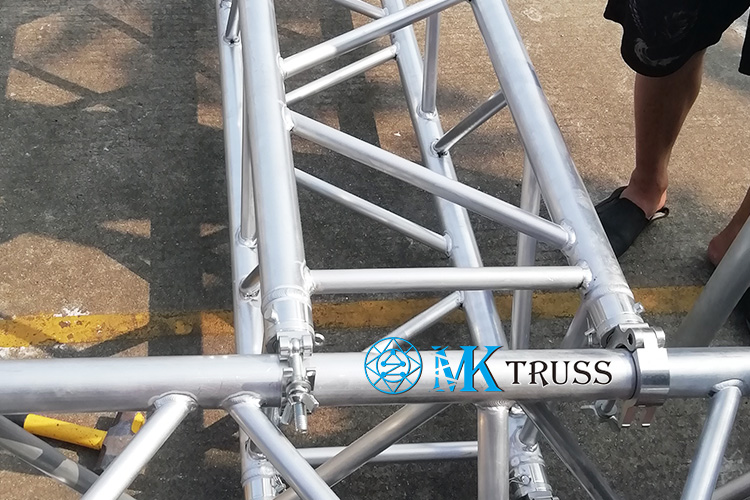 Quick Selflock Coupler Snap Truss Clamp for 500kgs Eye Ring Coupler in Truss Display