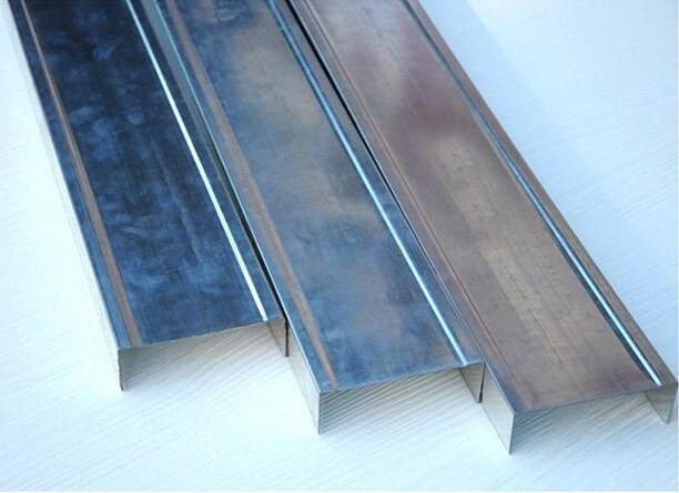 Shockproof Galvanized Steel Hat Channel No Broken For Suspended Ceiling System