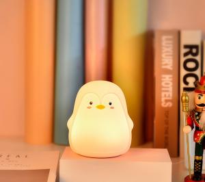 China LED Flood Silicone Night Lamp Penguin shaped DC5V 1000mA wholesale