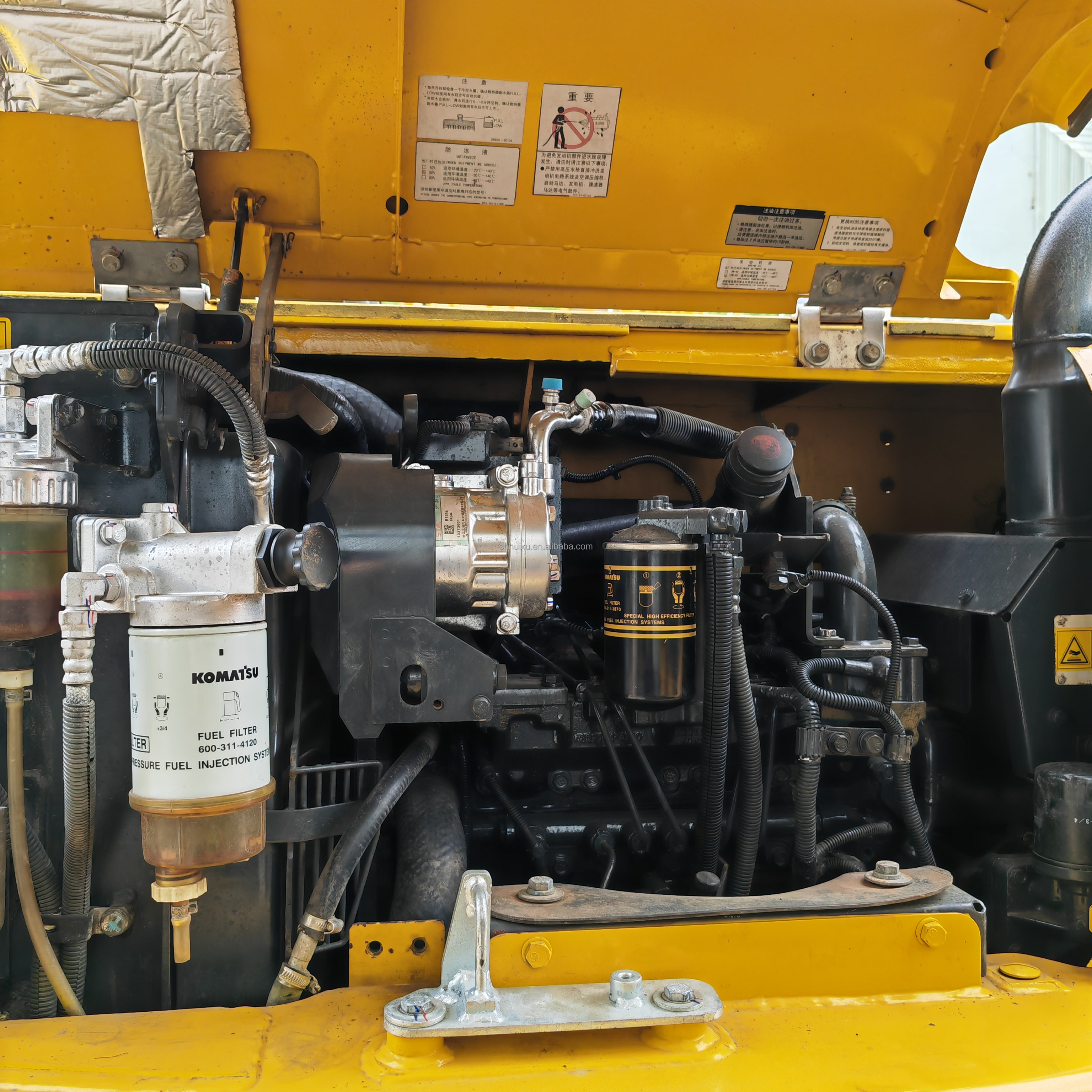 crawler cheap price excavator komatsu pc70-8. low working hours used excavator komatsu pc70-8