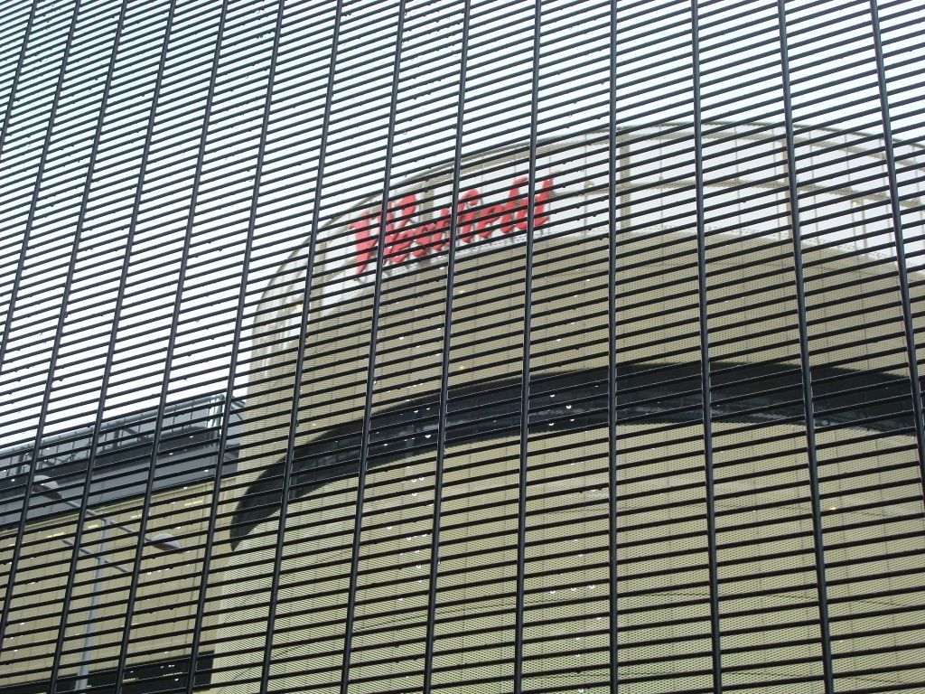 358 anti-climb rigid Security mesh fencing 2210 X 2400MM