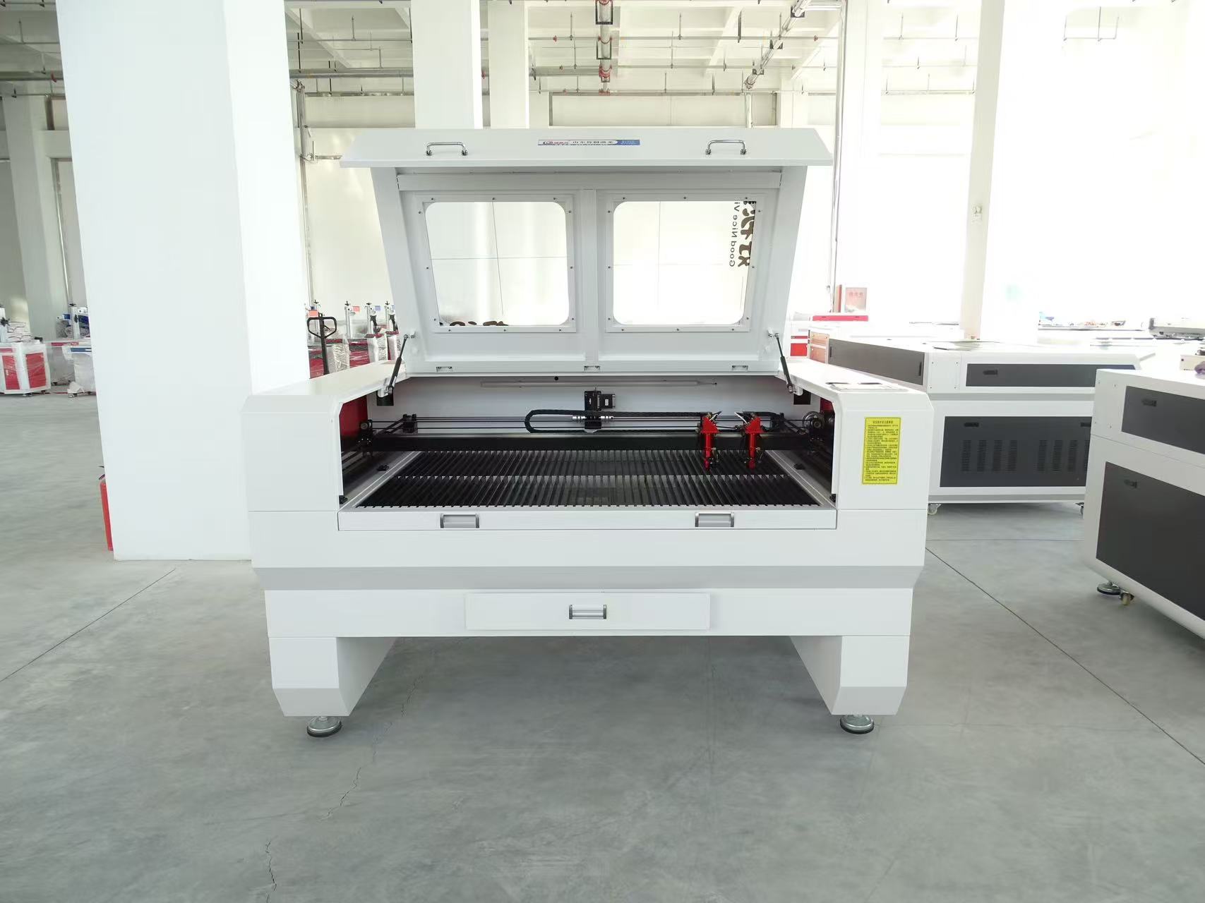 High Precision 2 Heads CO2 CNC Acrylic PVC Laser Cutting Engraving Engraver Machine