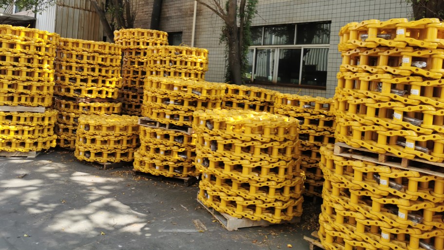 SK300 Track Link for JCB JS70 JS75 JS110 JS130 JS160 JS180 JS200 JS220 JS240 JS260 JS300