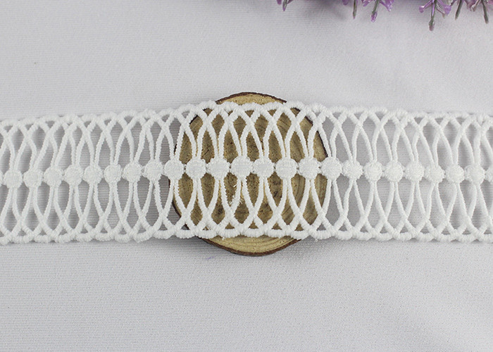 White 4.2cm Width Floral Guipure Lace Trim By The Yard , Wedding Stretchy Lace Ribbon
