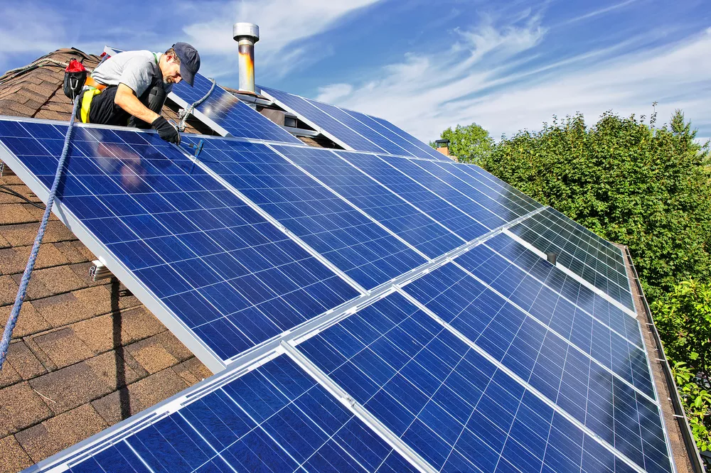MC4 MPPT Complete Off Grid Solar System Kit For Home Hybrid Solar Energy