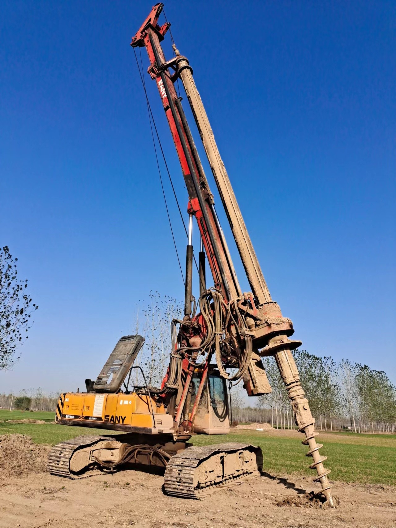 45 Tons SR150C Rotary Drilling Rig For Pile Foundation Construction Mining powder milling machine