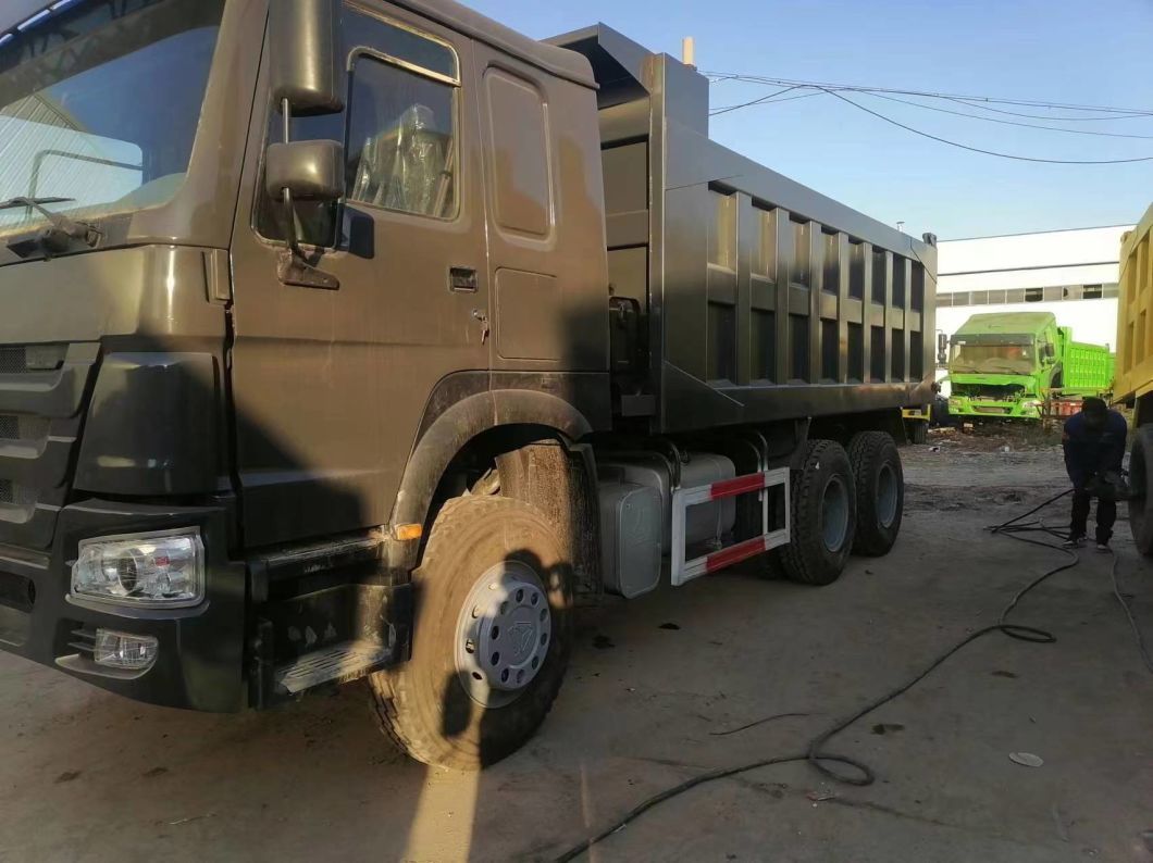 HOWO 6*4 Dump Truck Secondhand 10tires Gray Color Sinotruk