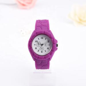 China Promotional Gifts Silicone Rubber Bracelet Watch Purple Color With RoHS &amp; CE Approval wholesale