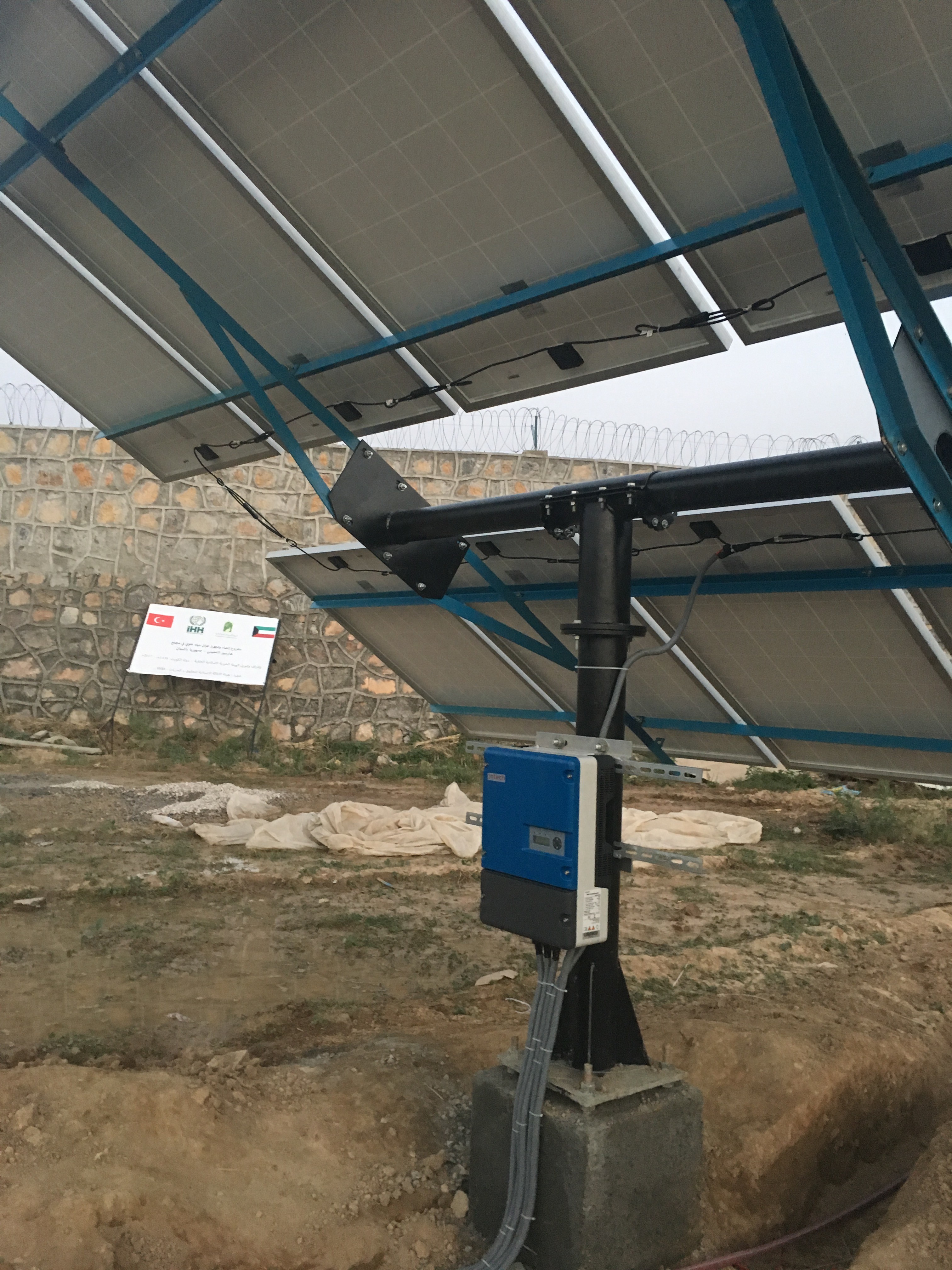 Three Phase 380v Solar Powered Irrigation System , 22kw Solar Water Well Pump Kit