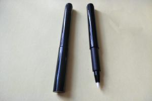 China Make Up Eyeliner Pencil Packaging Long Lasting Custom Logo Printing ISO wholesale