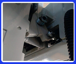 TP232 Hydraulic 2 Post Parking Lift With Space Saving Design