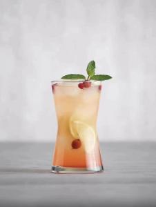 China LFGB 100ml Club Restaurant Crystal Cocktail Glasses wholesale