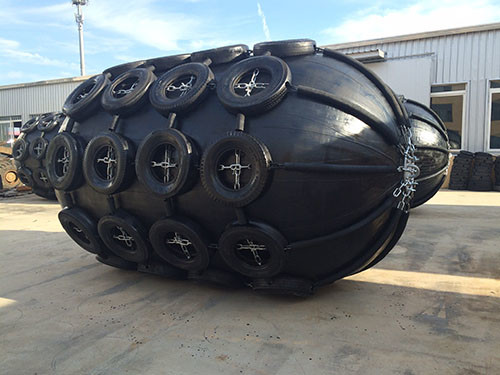50KPa Yokohama Pneumatic Fender 80KPa Ships Dock Fenders For Boats